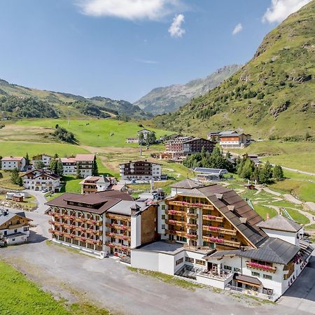 Alpenromantik-Hotel Wirlerhof Гальтюр Екстер'єр фото